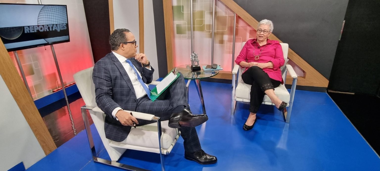 Altagracia Guzmán dice es grave "querer tapar el Sol con un dedo" muertes de recién nacidos