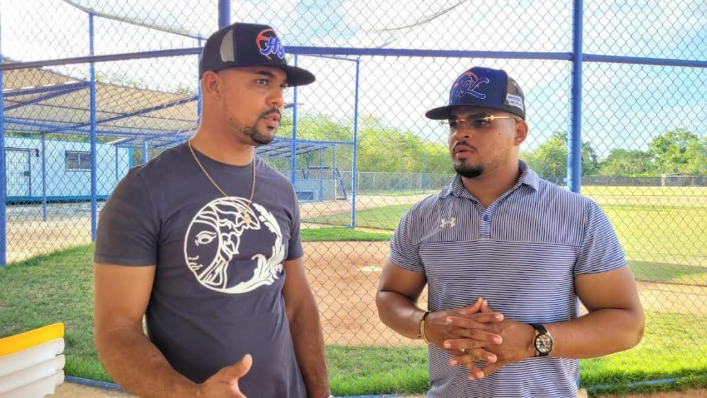Academia de béisbol H Y L denuncia estafa por padre talentoso prospecto