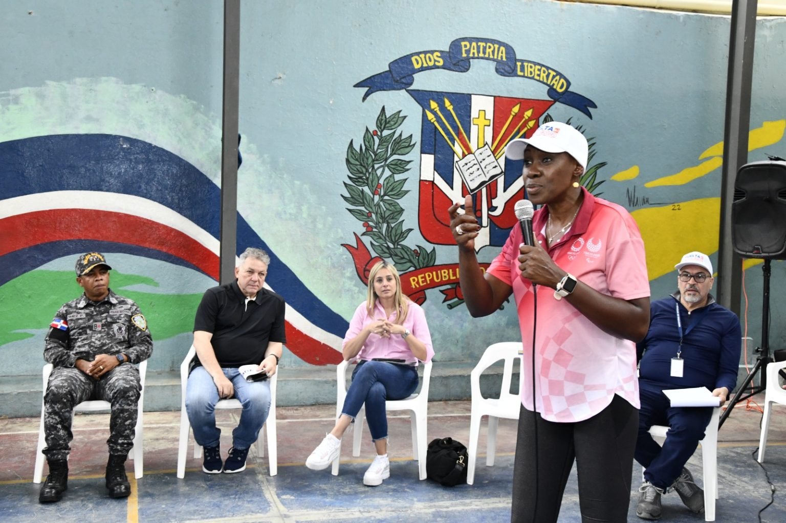 Atletas motivan a niños y adolescentes de La Yuca a alcanzar el éxito con educación y deportes