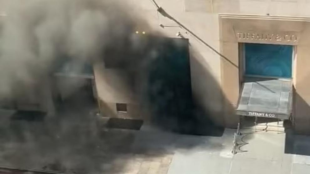 Incendio sin víctimas en la tienda de lujo Tiffany’s de la Quinta Avenida de Nueva York