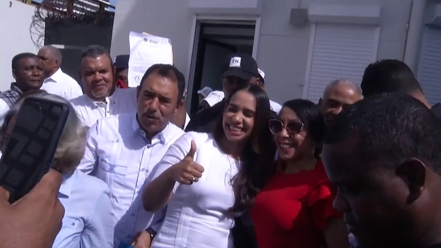 Diputada Betty Geronimo inscribe precandidatura a la alcaldía por SDN