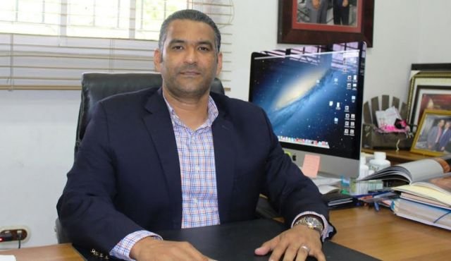 Luis Alberto expresa su consternación con tragedia en San Cristóbal; suspendió actividad de este martes