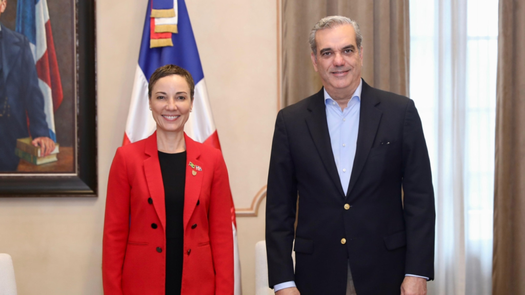 Abinader recibe ministra de Relaciones Exteriores de Jamaica