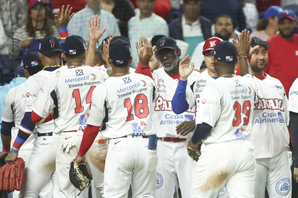 Panamá vence a Dominicana 3-1; todo definido para semifinales en serie del caribe
