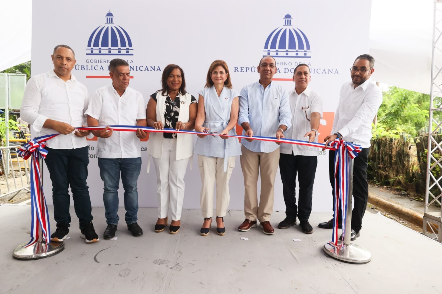 Raquel Peña inaugura obras en Monseñor Nouel y Espaillat para mejorar vías y servicio eléctrico