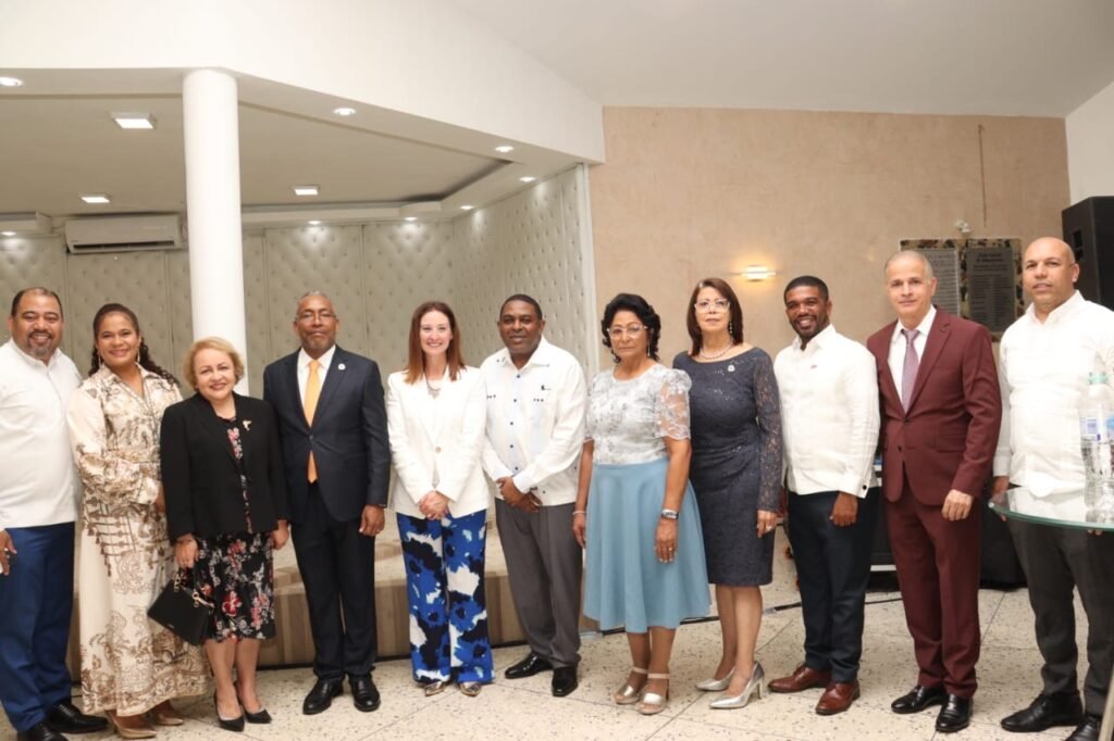 Amaprosado propone al gobierno implementar un sistema de monotributo para las mipymes y un seguro de desempleo