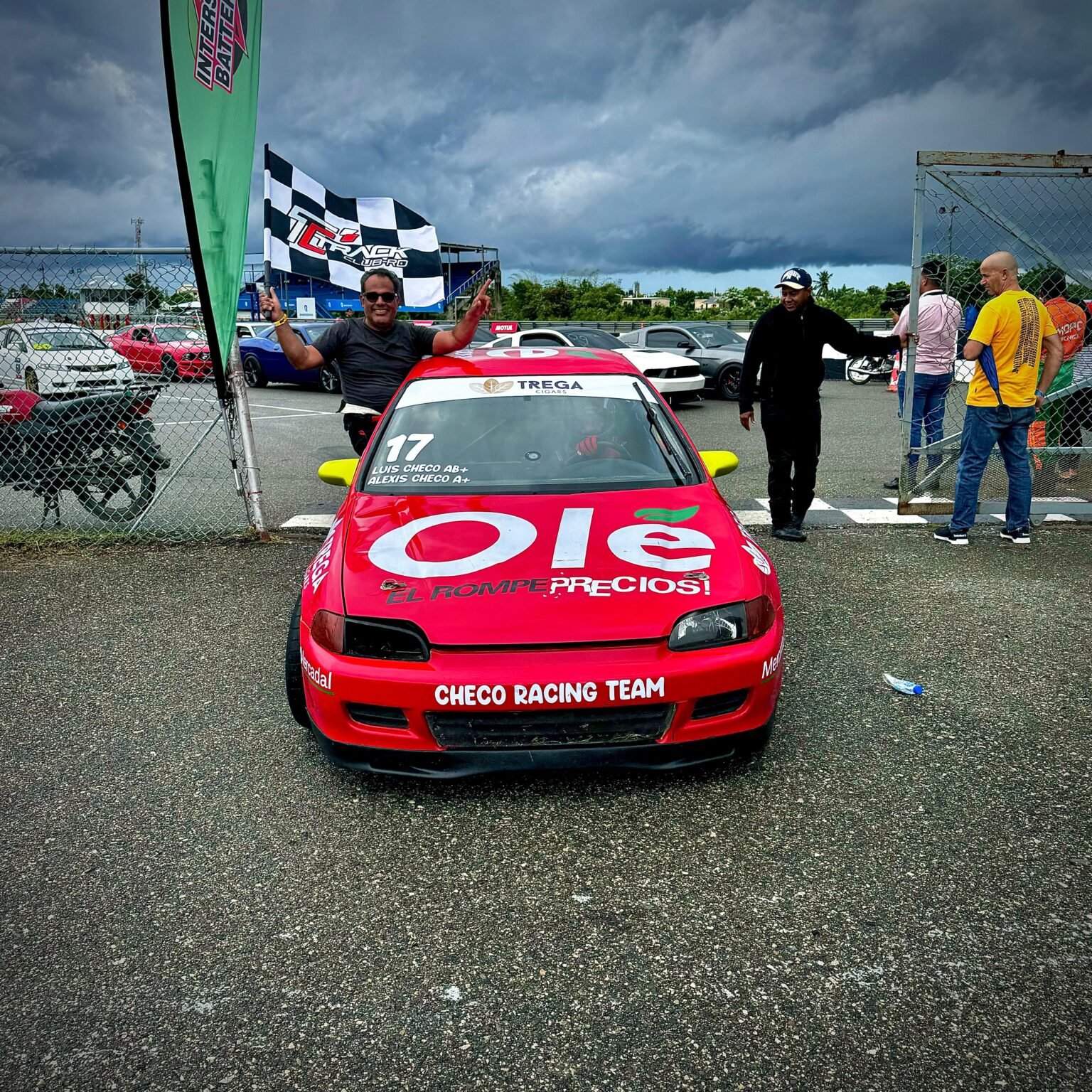 Los hermanos Checo barren en las categorías INDEX y RS