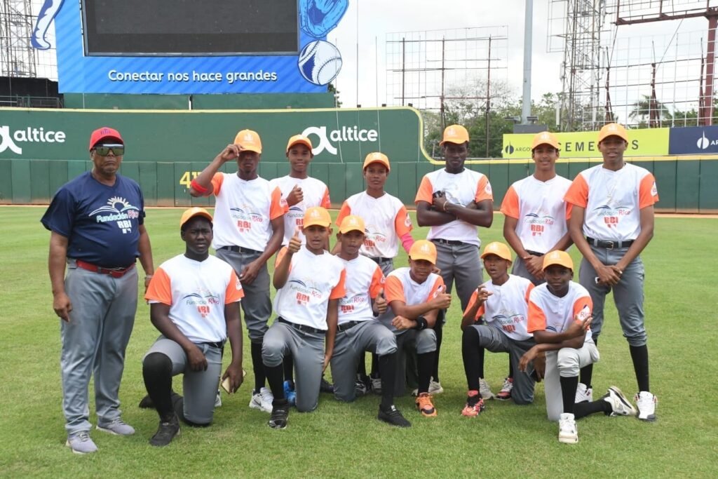 Villa y Básima ganan dobles en béisbol Fundación Rica