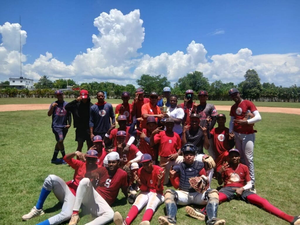 Academia Mama Celia Obtiene corona en 2do Torneo Unlimited Bplbeisbol Spm