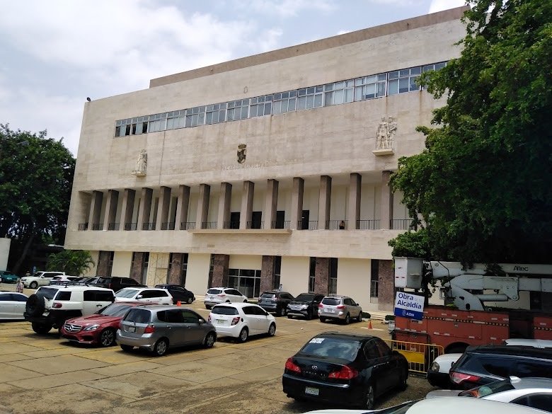 Alcaldía del DN y Aduanas anuncian reglas de participación en Plásticos por Útiles Escolares