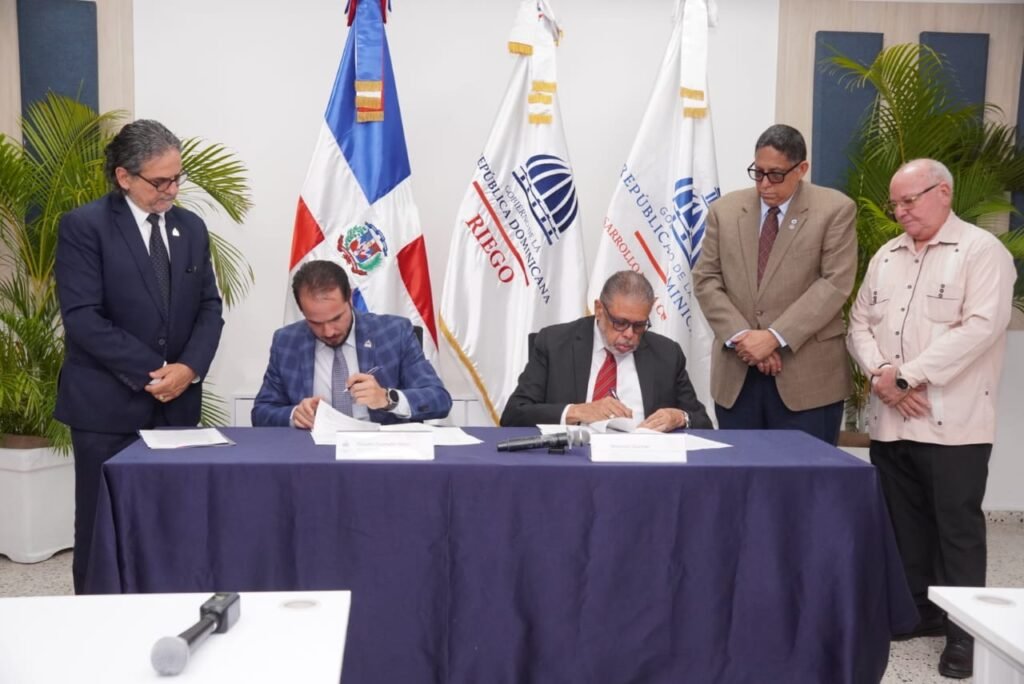 Tecnificación de Riego y Desarrollo de la Comunidad buscan modernizar la agricultura en zonas vulnerables.