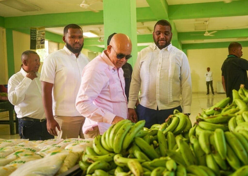 Inespre beneficia a cientos de personas con Mercado de Productores y Ruta Alimentaria en las Provincias La Altagracia y El Seybo
