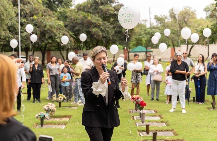 Parque Cementerio Puerta del Cielo conmemora el Día de losFieles Difuntos con misa y acto simbólico