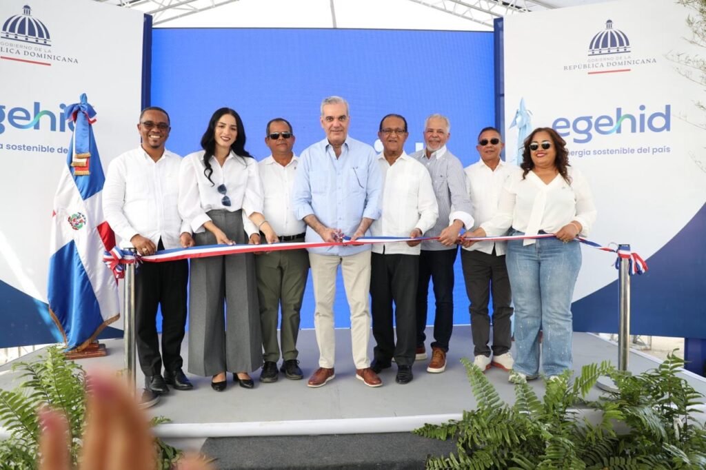 Presidente Abinader fortalece conectividad rural en Santiago Rodríguez con la inauguración de las carreteras Puerta del Mulo y Arroyo Seco