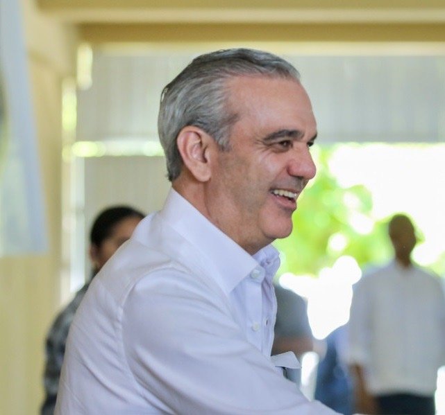 Presidente Abinader agotará agenda en Santiago, Distrito Nacional y Samaná este lunes y martes, reafirmando su compromiso con el bienestar de los dominicanos