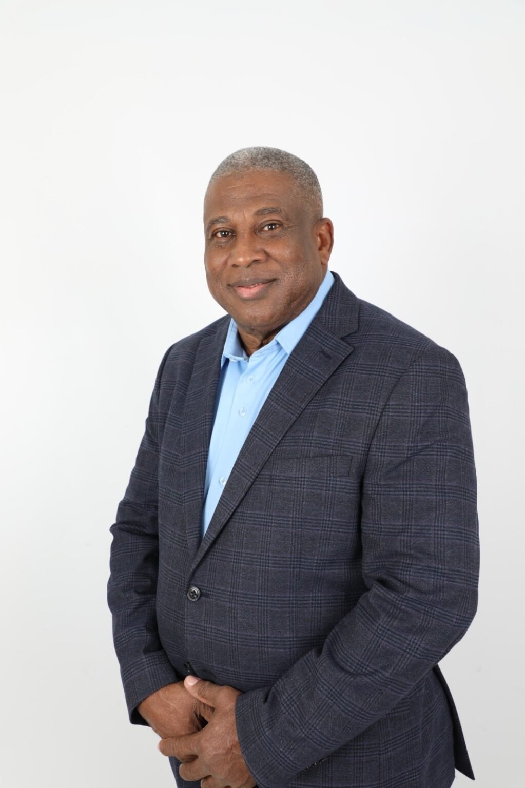 Bienvenido Santana confía en la sensatez del PRM pese a críticas al proceso interno