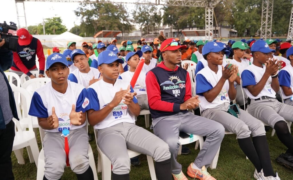 Barrio Duarte y el INVI gananen el béisbol Fundación Rica