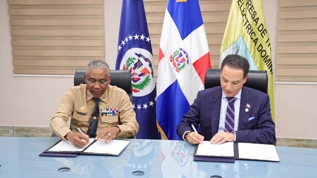 ETED y la Armada de República Dominicana articulan esfuerzos para el resguardo del Sistema de Transmisión Eléctrica Nacional y fortalecimiento de capacidades.